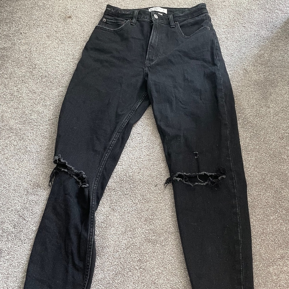 Abercrombie High-waisted mom jeans